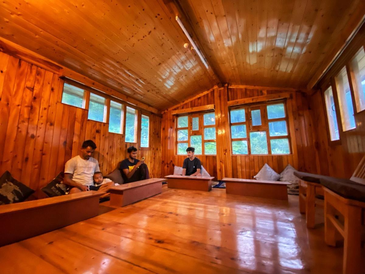 Pine Tower Inn Manali  Luaran gambar