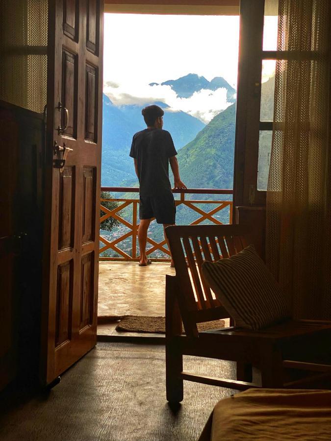 Pine Tower Inn Manali  Luaran gambar